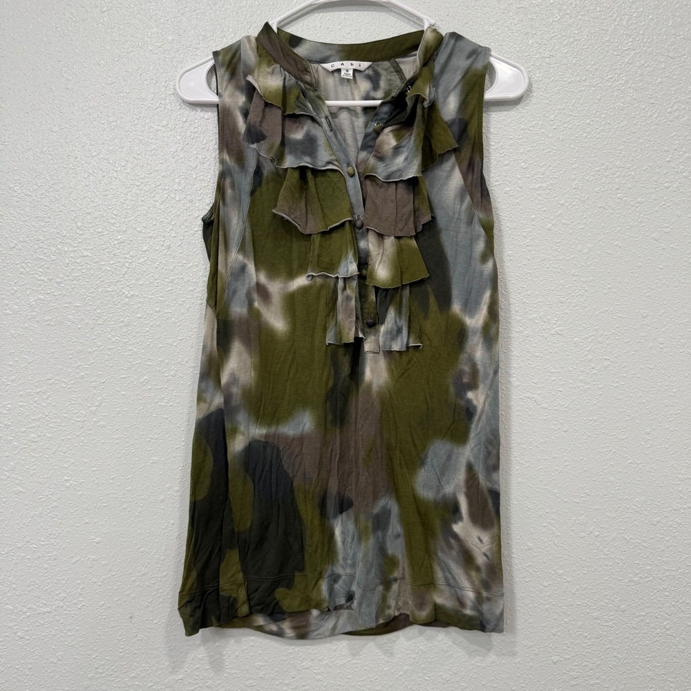 Cabi 593 Green Tie Dye Ruffle Front Sleeveless Rayon Blouse Small Boho Camo